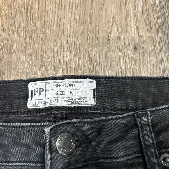 Free People Jeans Womens 29 Black Straight Crop Raw Hem Denim - Picture 3 of 7
